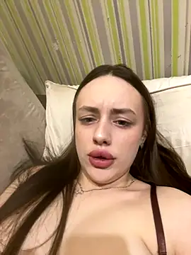 Snapshot of Lisaaan chatting on January 7, 2026, 12:54 pm Lisaaan online show from January 7, 2026, 12:54 pm