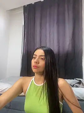 SusanRodriguez  online show from November 16, 2025, 9:41 pm