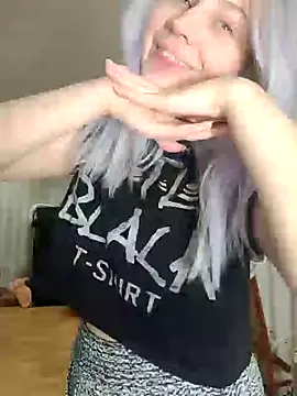 ScarletCallings420 online show from January 18, 2025, 8:41 am