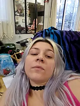 ScarletCallings420 online show from December 23, 2024, 12:25 am