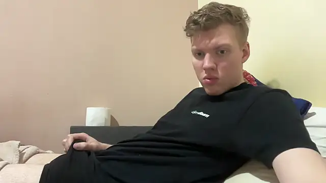 sexybooii6968 online show from February 20, 2026, 2:41 pm