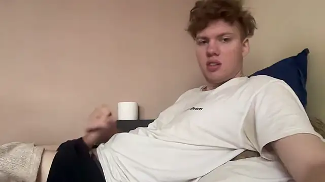 sexybooii6968 online show from December 15, 2025, 10:21 am