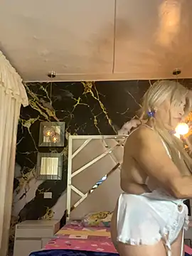 scarlett sexx69 online show from October 8, 2025, 6:41 pm