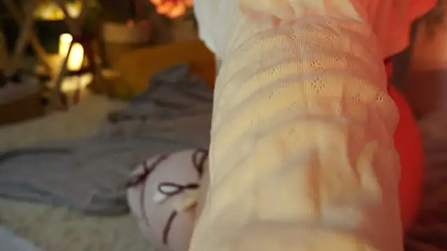 Snapshot of ScarletBlaze chatting on November 20, 2025, 5:46 pm ScarletBlaze online show from November 20, 2025, 5:46 pm