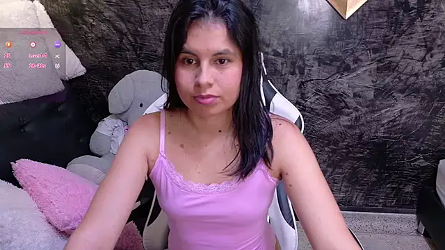 olivia love  online show from July 12, 2026, 9:59 pm