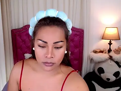 DreamLADYBOY online show from September 19, 2025, 1:09 am