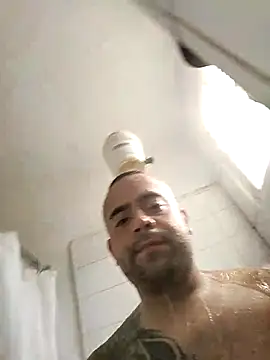 SirCrespo24 online show from April 18, 2026, 12:51 pm