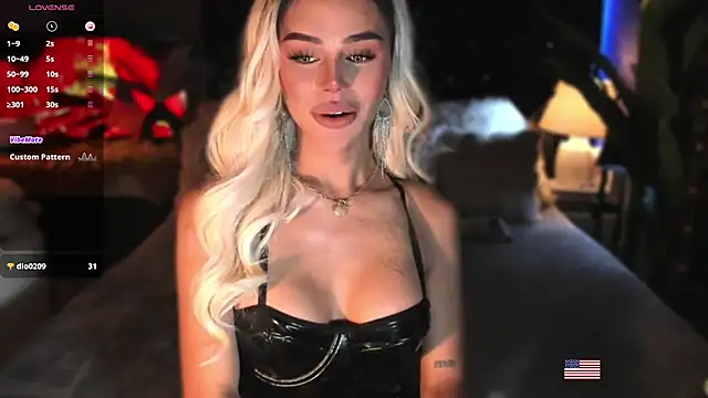 webcumgodess online show from November 8, 2025, 3:48 pm