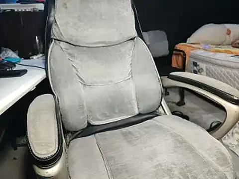 mikfgh50 online show from January 13, 2025, 6:49 am