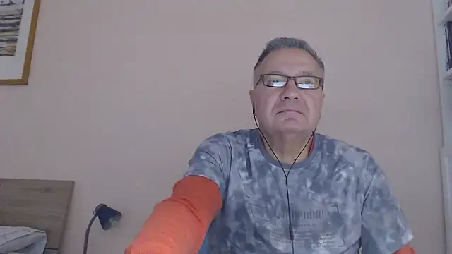 YOU6me online show from October 16, 2025, 8:00 am