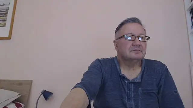 YOU6me online show from September 21, 2025, 4:56 pm