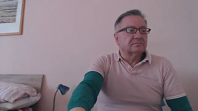 YOU6me online show from November 15, 2025, 10:41 am