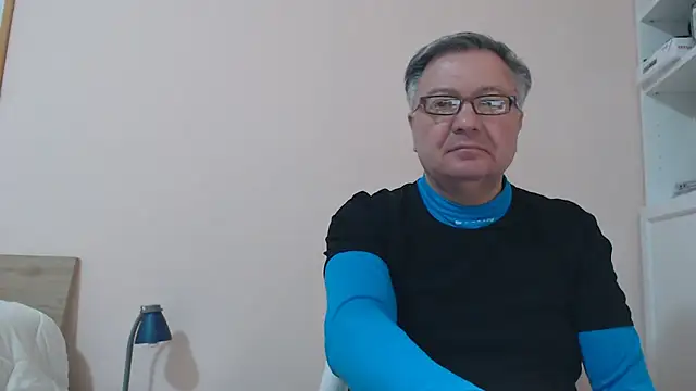 YOU6me online show from March 19, 2025, 6:44 pm