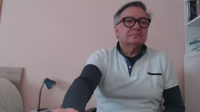 YOU6me online show from February 5, 2026, 8:54 am