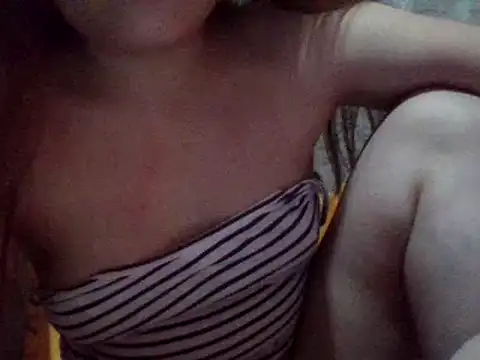 Beatrice143 online show from March 21, 2025, 1:02 am