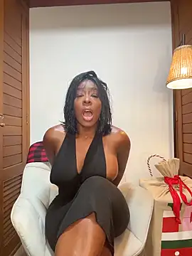 lissetlong69 online show from November 29, 2025, 9:37 pm