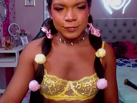 alexa rodriicum online show from October 6, 2025, 3:29 am