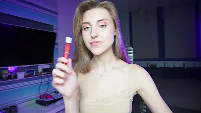 CassiaBlade1 online show from September 22, 2025, 4:46 pm