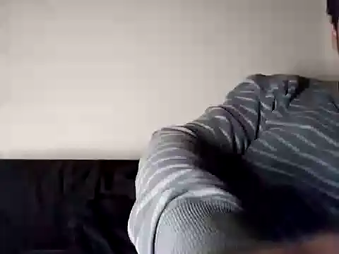 Snapshot of Lucas1andOnly4Girl chatting on January 28, 2025, 3:15 am Lucas1andOnly4Girl online show from January 28, 2025, 3:15 am