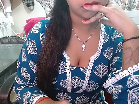 LovingPihu online show from March 24, 2026, 5:29 am