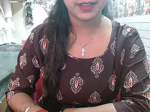 LovingPihu online show from April 2, 2026, 5:25 am