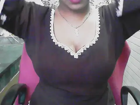 LovingPihu online show from May 28, 2026, 6:43 am