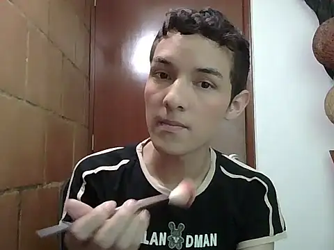 andys 26 online show from April 15, 2026, 7:58 pm