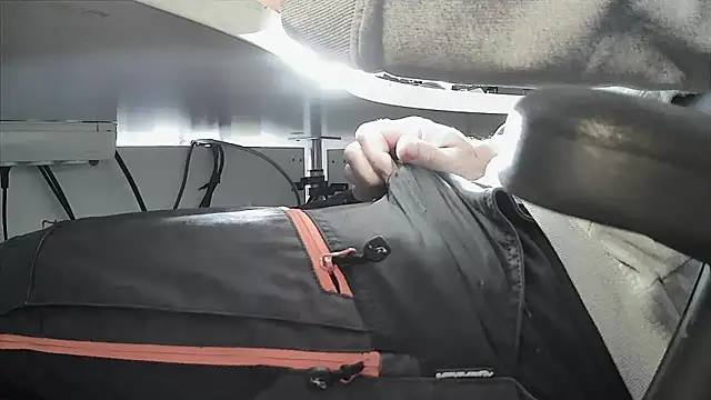 TomCumQuick online show from April 27, 2026, 6:00 am