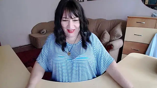 Snapshot of Lucretia_Goldi_ chatting on November 29, 2025, 11:21 am Lucretia Goldi online show from November 29, 2025, 11:21 am