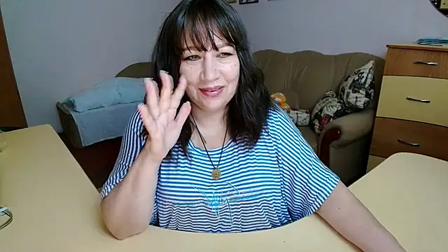 Snapshot of Lucretia_Goldi_ chatting on October 19, 2025, 8:44 pm Lucretia Goldi online show from October 19, 2025, 8:44 pm