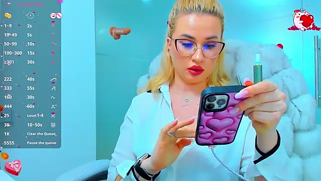 sassy madeline online show from February 13, 2025, 7:45 am