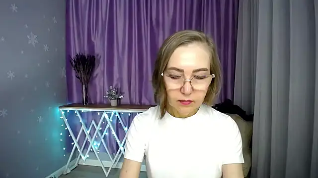 queen a n i online show from March 20, 2026, 10:16 am