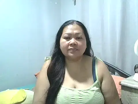 hornyKENDAH online show from June 3, 2026, 4:35 am