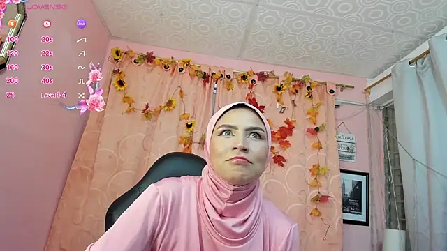 DarshaKhemu online show from November 19, 2025, 8:42 pm