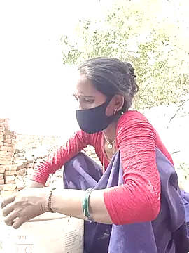 Mohni Das online show from May 14, 2026, 5:04 am