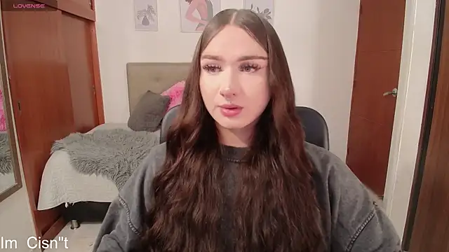 Miley Baker online show from September 18, 2025, 12:30 pm