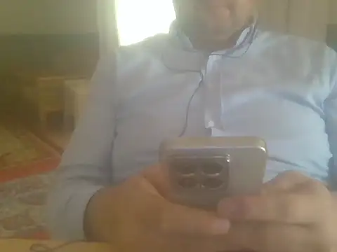 Snapshot of baygizemliadam chatting on May 17, 2026, 3:45 pm baygizemliadam online show from May 17, 2026, 3:45 pm