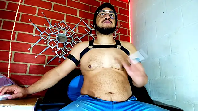 the master foal  online show from October 12, 2025, 9:27 pm