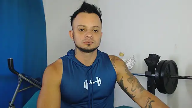 JacobJamess online show from November 21, 2025, 4:50 pm