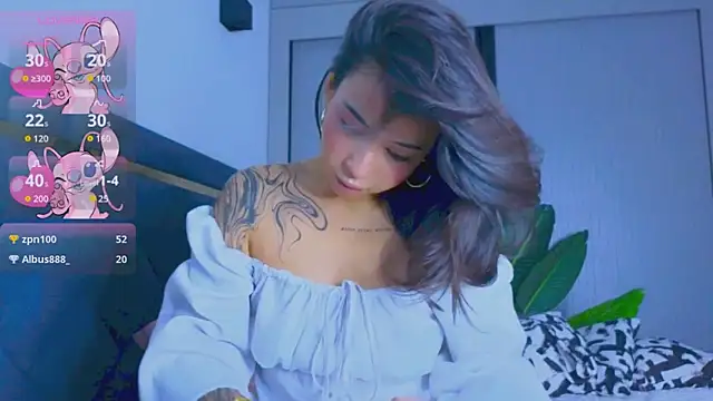 Mia Tin online show from October 4, 2025, 5:47 pm