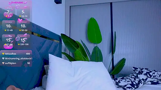 Mia Tin online show from September 20, 2025, 1:05 pm