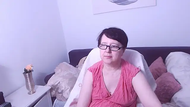 Snapshot of ChristaRose chatting on June 10, 2026, 11:06 pm ChristaRose online show from June 10, 2026, 11:06 pm