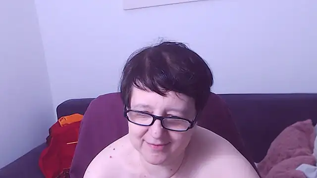 ChristaRose online show from April 15, 2026, 7:58 pm