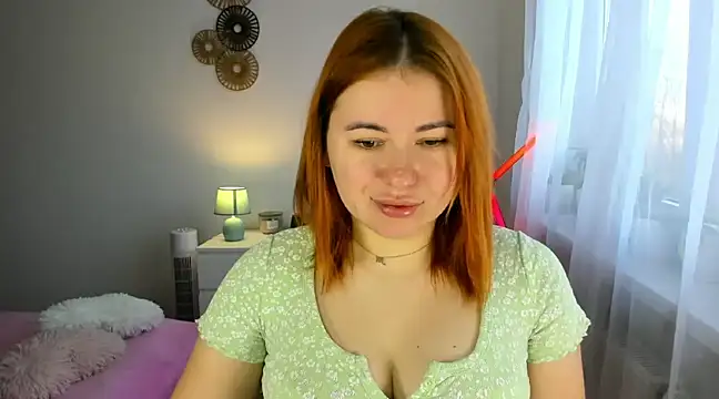 LAYLAxSTAR online show from March 6, 2025, 7:14 am