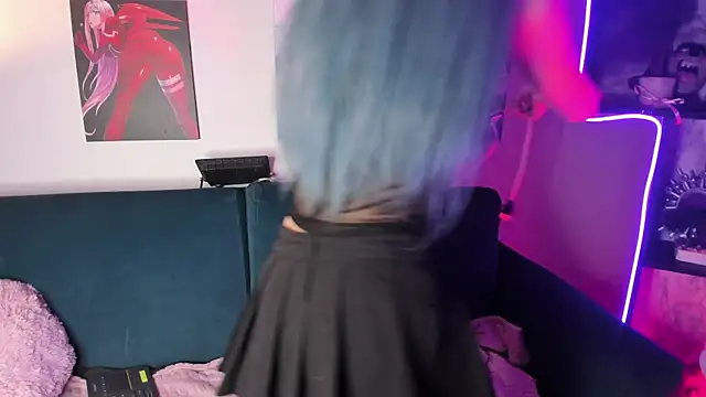  liathompsom09 online show from December 22, 2025, 8:53 pm