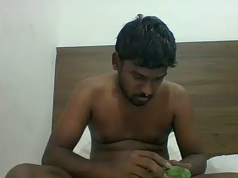 Slavebottombdsm09 online show from December 4, 2025, 2:49 pm