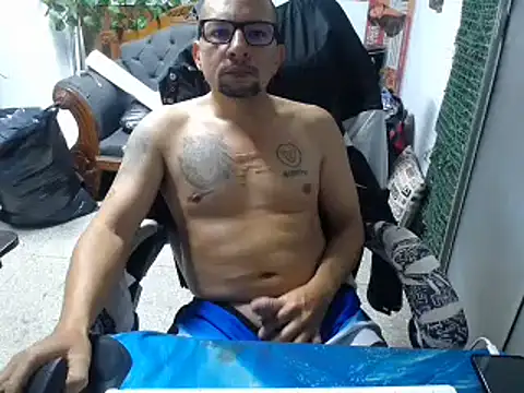 Snapshot of alexam_gal@xh chatting on March 3, 2025, 12:50 pm alexam galxh online show from March 3, 2025, 12:50 pm