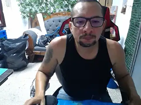 Snapshot of alexam_gal@xh chatting on March 10, 2025, 11:06 pm alexam galxh online show from March 10, 2025, 11:06 pm