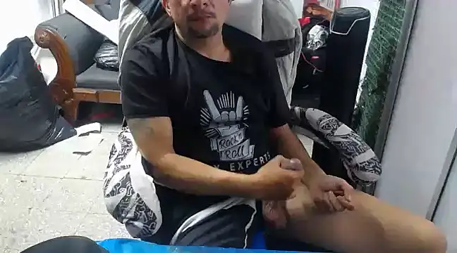 Snapshot of alexam_gal@xh chatting on February 26, 2025, 4:38 pm alexam galxh online show from February 26, 2025, 4:38 pm