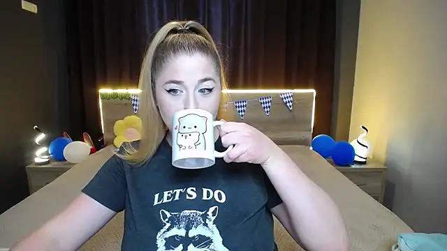 JessikaDaniel online show from October 4, 2025, 6:26 am